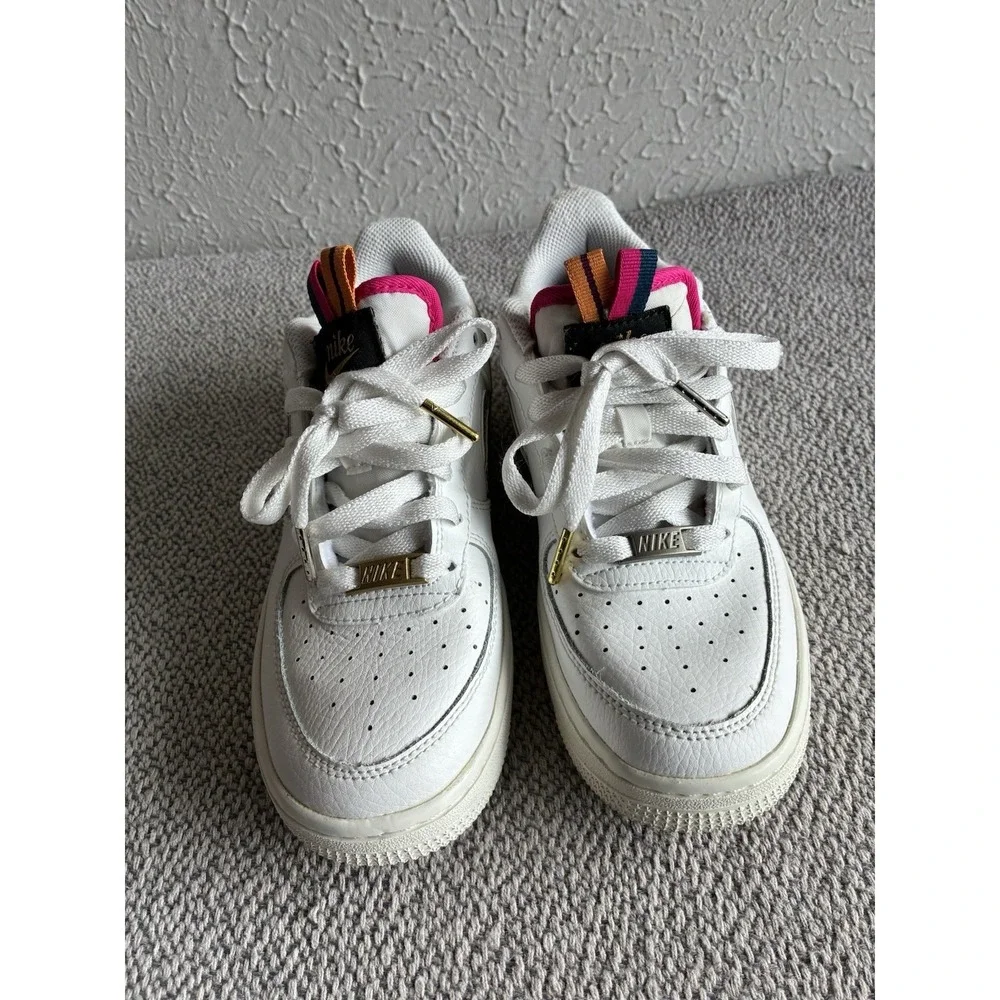 Nike Air Force 1 LV8 Double Swoosh White Gold Silver Sneakers Size 5.5Y - Picture 12 of 16